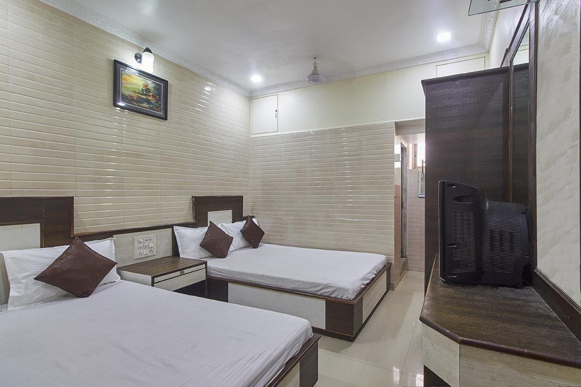 Plaza Guest House Bombaim Exterior foto